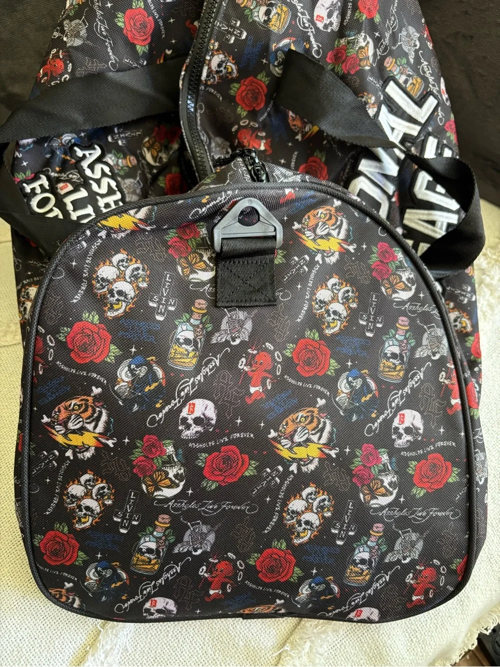 ALF ******** Live Forever Emotional Baggage Skull Bottle Strap Duffle Bag Roses
